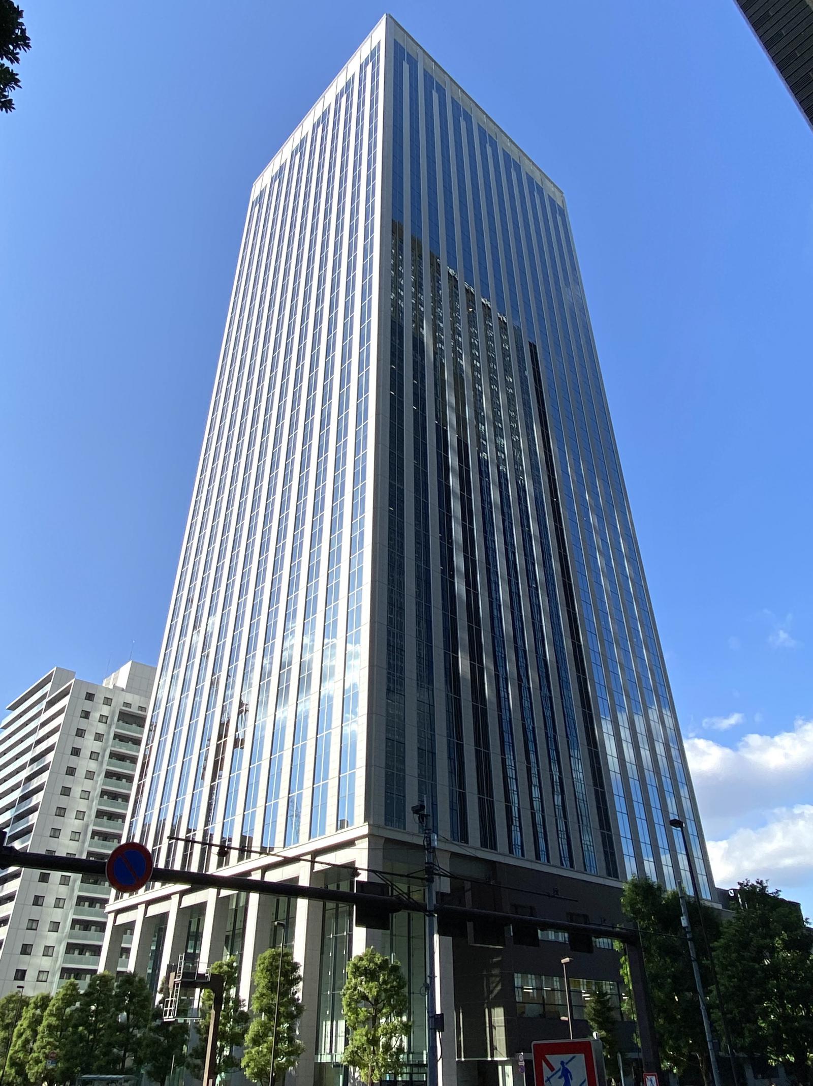 新宿フロントタワー