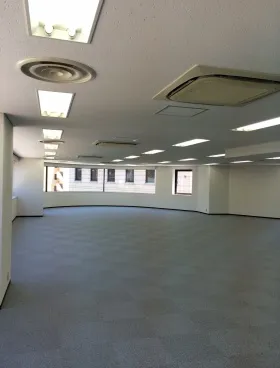 日本弘道会ビルの内装