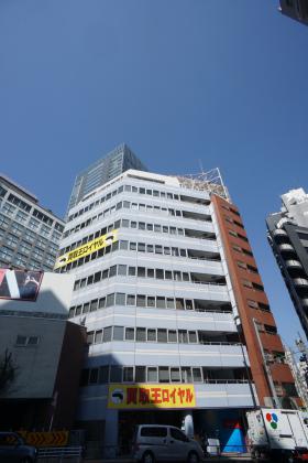 新宿SKYビルの外観写真