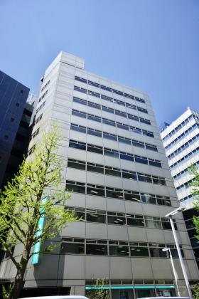 西新宿高木ビルの外観写真