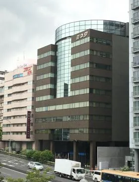 プライム新横浜(旧:新横浜ミネタ)ビルの外観