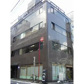 横須賀第8ビルの外観