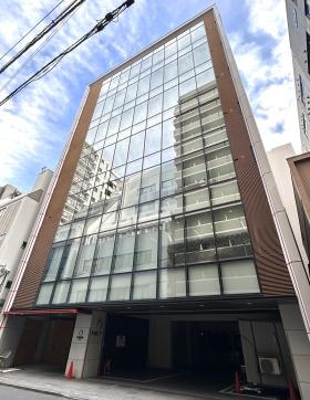 上村工業東京支社ビルの外観写真